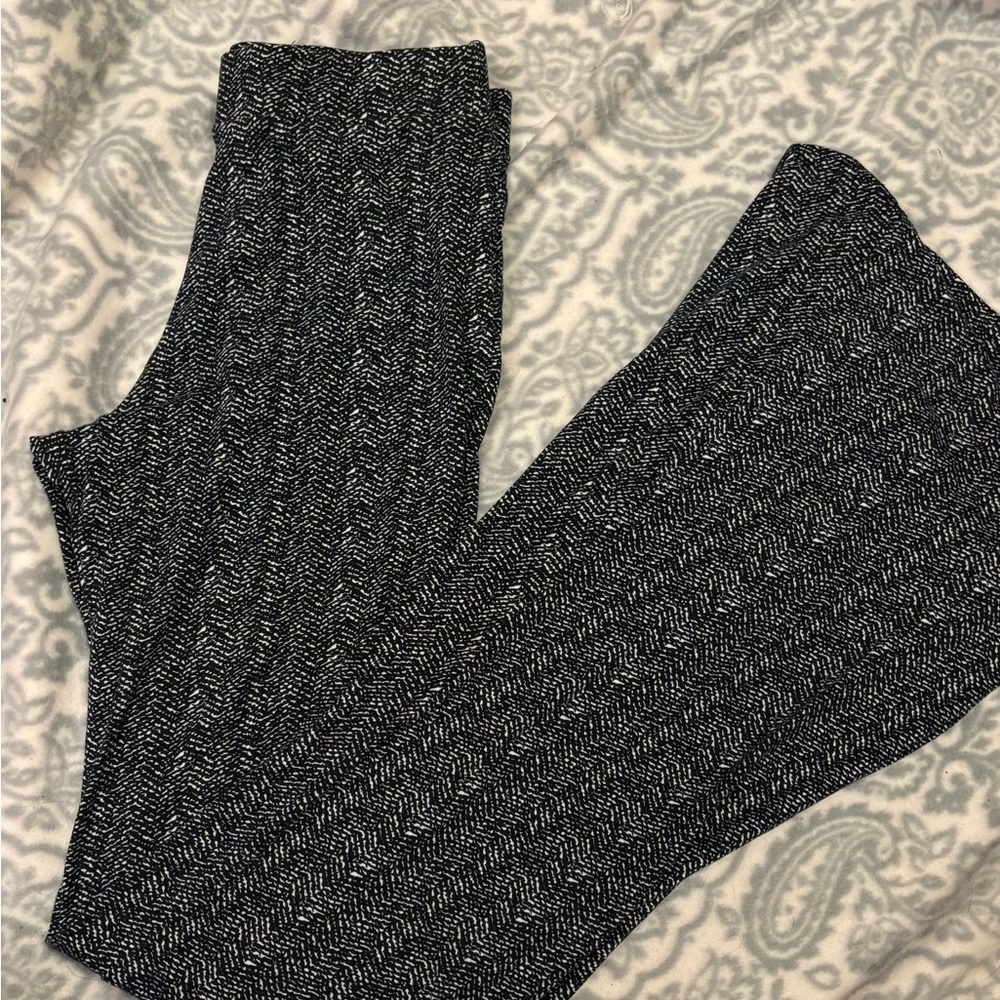 ShoSho Patterned Flare Leggings Small